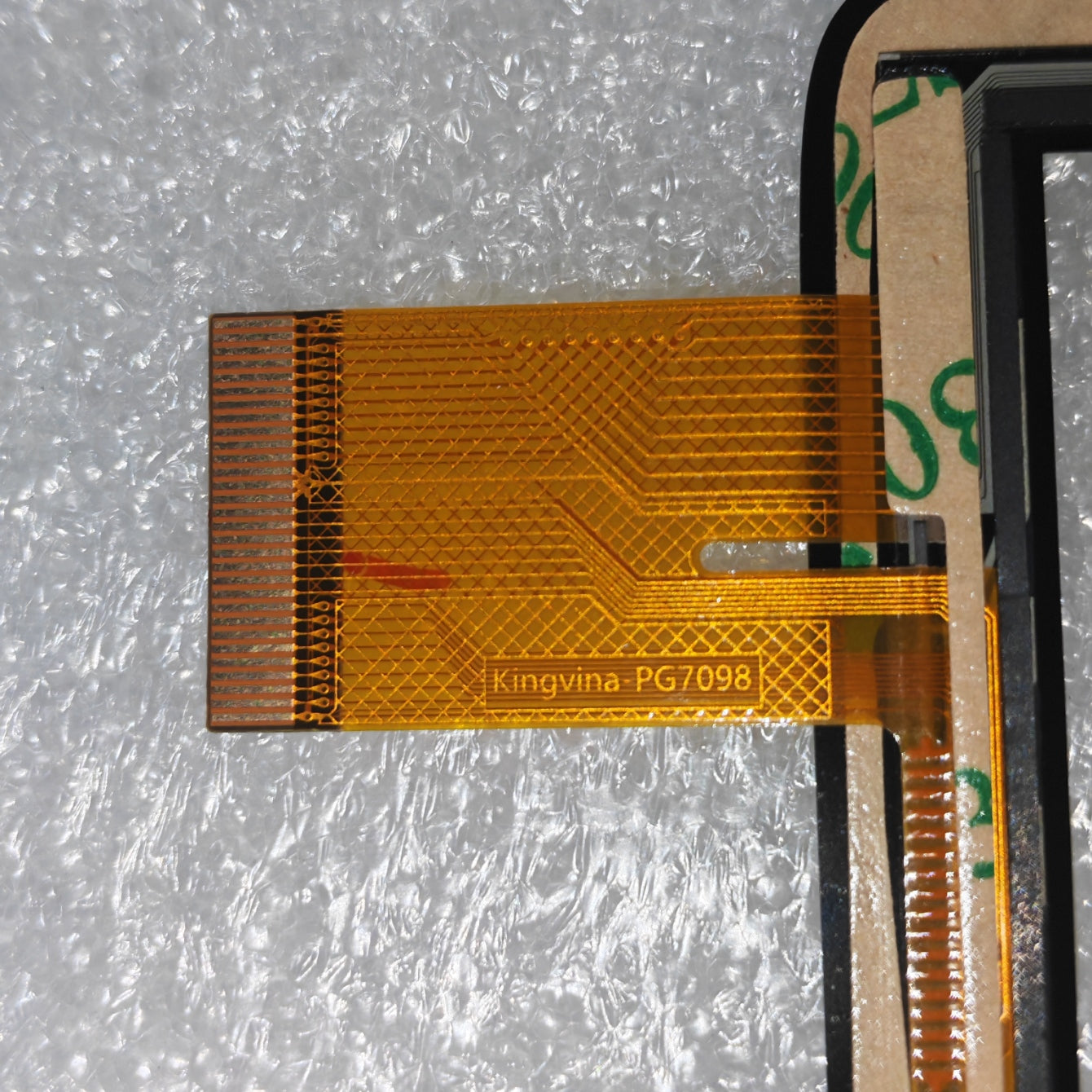 Close-up of Flex Cable Connector for kingvina-PG7098 Digitizer, 7" Tablet Repair Part